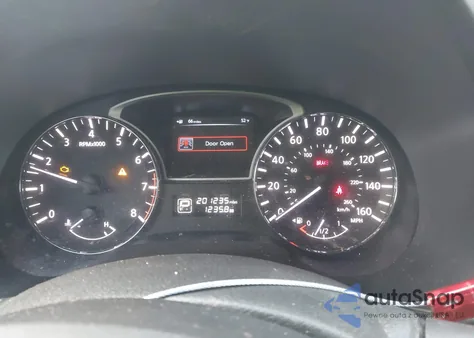 2013 Nissan Pathfinder Sv z USA, uszkodzony, nr VIN 5N1AR2MN9DC615772